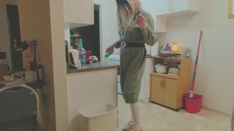 Melody online show from 11-23-25, 08:30