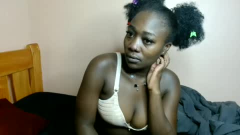 Snapshot of melrose_nadia chatting on 06-14-26, 10:56 mel online show from 06-14-26, 10:56