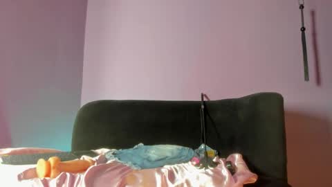 Maelly online show from 03-17-26, 08:56