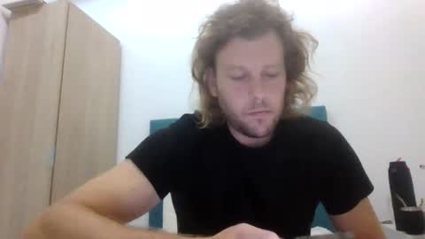 Snapshot of memo20cm chatting on 07-11-26, 12:52 memo20cm online show from 07-11-26, 12:52