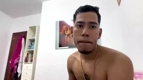 memolesta13 online show from 12-26-24, 07:38