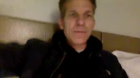 Andres online show from 11-11-25, 03:39