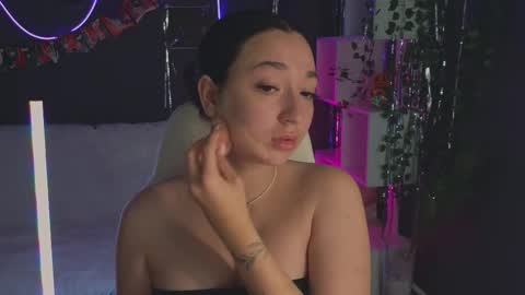 Mencialo online show from 10-22-25, 02:01