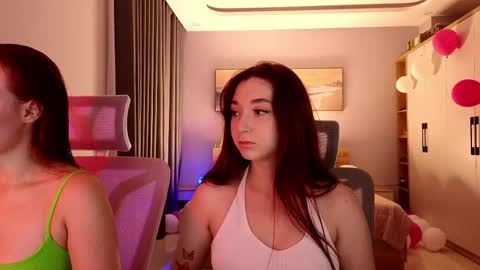 Mencialo online show from 05-16-26, 01:43