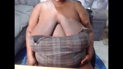 bigboobsass online show from 12-20-25, 01:56