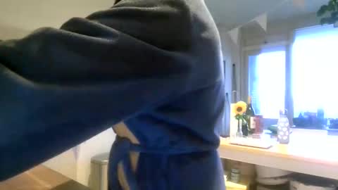 Snapshot of meneerkaas chatting on 11-01-25, 08:16 meneerkaas online show from 11-01-25, 08:16