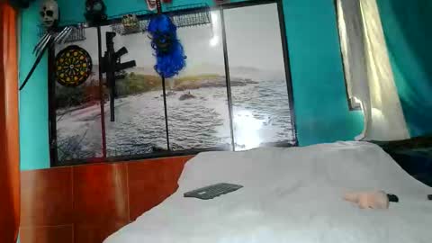 menesis888moon online show from 12-19-25, 06:59