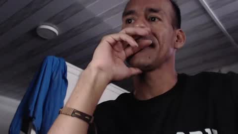 big brown online show from 02-17-25, 08:36