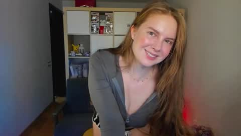 Flora  Next stream November 17th at 6  GMT online show from 03-27-26, 05:13