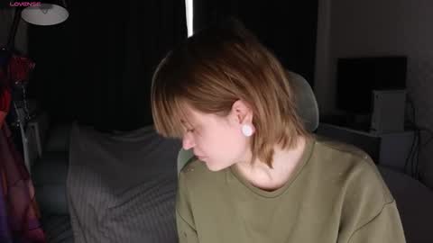 Snapshot of meowki4 chatting on 01-06-26, 06:28 meowme online show from 01-06-26, 06:28