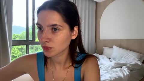 Snapshot of meralynn chatting on 05-28-26, 08:22 LEVA online show from 05-28-26, 08:22