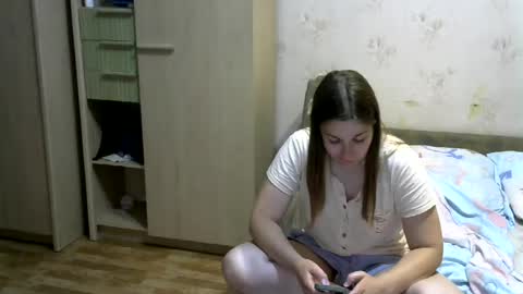 Snapshot of mercedeskaah chatting on 06-27-26, 08:36 MercedeskaAh online show from 06-27-26, 08:36