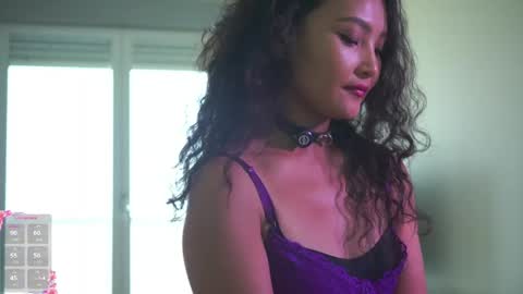 Snapshot of mercedesss_8 chatting on 06-03-26, 10:51 Next show on 03 Dec online show from 06-03-26, 10:51