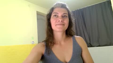 Miss Helena online show from 10-24-25, 03:30