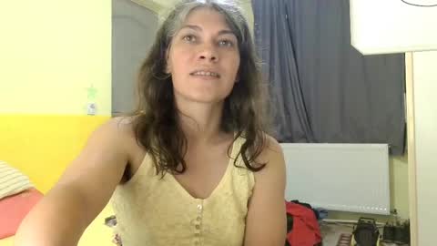 Snapshot of merciylove chatting on 05-20-26, 06:25 Miss Helena online show from 05-20-26, 06:25