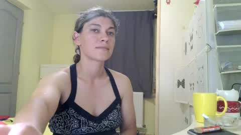 Snapshot of merciylove chatting on 06-05-26, 05:18 Miss Helena online show from 06-05-26, 05:18