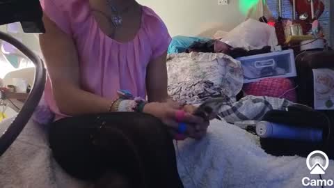 Snapshot of merelyalover chatting on 12-28-24, 06:17 gurlnips online show from 12-28-24, 06:17