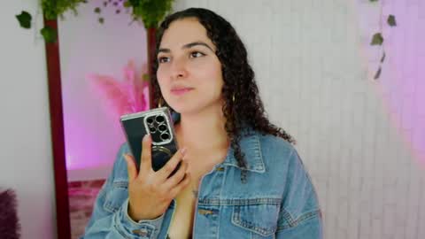 Merida Bell online show from 09-27-25, 11:10