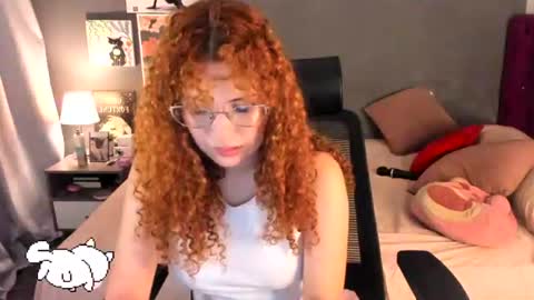 Snapshot of meridaxbrave_ chatting on 06-27-26, 10:59 laura 3 i am independent model online show from 06-27-26, 10:59
