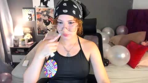 Snapshot of meridaxbrave_ chatting on 07-14-26, 02:27 laura 3 i am independent model online show from 07-14-26, 02:27