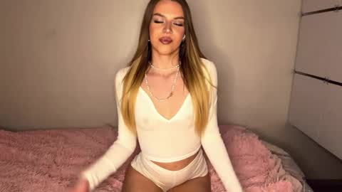 Rina online show from 04-05-26, 05:43