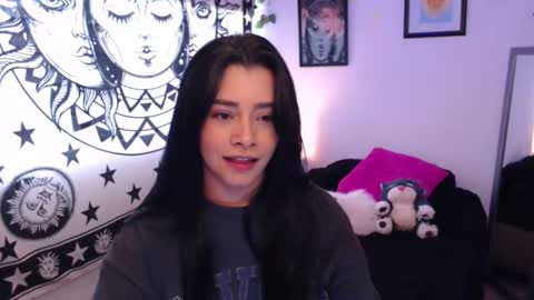 Merilyn  online show from 10-30-25, 08:53