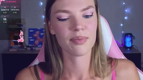 Susan online show from 11-24-25, 04:18