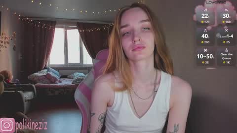 Snapshot of merryl_clark chatting on 05-20-26, 04:02 Sara online show from 05-20-26, 04:02