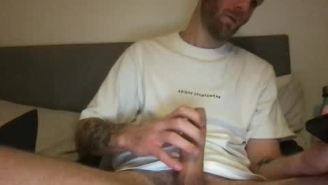 messageme11 online show from 02-01-26, 12:53