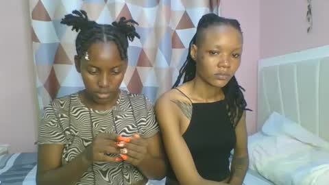 Snapshot of messyluna chatting on 04-29-26, 08:59 meggy and bree online show from 04-29-26, 08:59