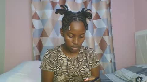 Snapshot of messyluna chatting on 04-30-26, 04:46 meggy and bree online show from 04-30-26, 04:46