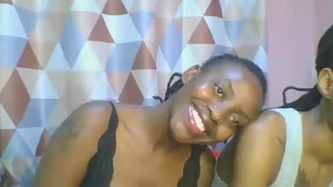 Snapshot of messyluna chatting on 07-28-26, 07:39 meggy and bree online show from 07-28-26, 07:39