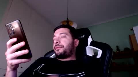 Snapshot of metalic18 chatting on 09-21-25, 11:45 FunnyTimeHere online show from 09-21-25, 11:45