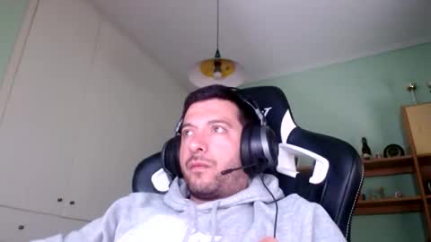 Snapshot of metalic18 chatting on 09-27-25, 08:30 FunnyTimeHere online show from 09-27-25, 08:30