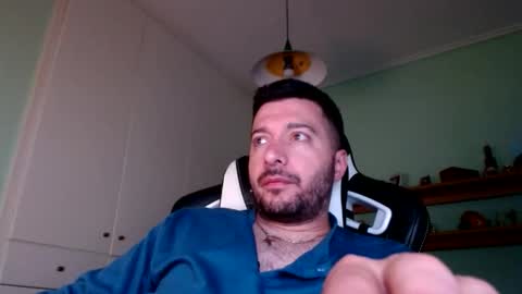 Snapshot of metalic18 chatting on 10-28-25, 04:49 FunnyTimeHere online show from 10-28-25, 04:49