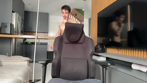 mettew22cm online show from 04-12-26, 10:53