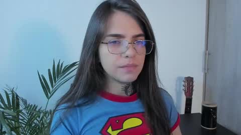 Snapshot of meurief chatting on 05-10-26, 01:27 Meurif online show from 05-10-26, 01:27