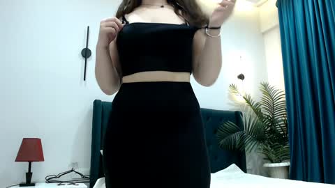 Mey  Kylie online show from 01-06-25, 07:13