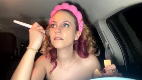 Snapshot of mezzy69 chatting on 02-02-25, 09:30 mezzy69 online show from 02-02-25, 09:30