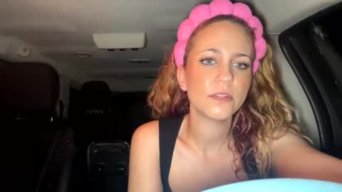 Snapshot of mezzy69 chatting on 02-08-25, 09:56 mezzy69 online show from 02-08-25, 09:56