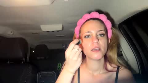 Snapshot of mezzy69 chatting on 02-13-25, 09:51 mezzy69 online show from 02-13-25, 09:51