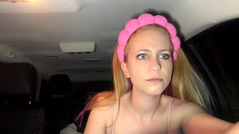 Snapshot of mezzy69 chatting on 02-20-25, 09:22 mezzy69 online show from 02-20-25, 09:22