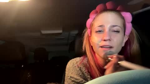 Snapshot of mezzy69 chatting on 02-22-25, 09:34 mezzy69 online show from 02-22-25, 09:34