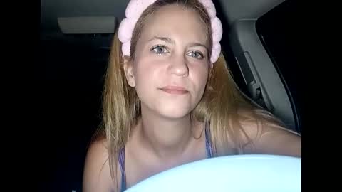 Snapshot of mezzy69 chatting on 09-21-25, 08:38 mezzy69 online show from 09-21-25, 08:38