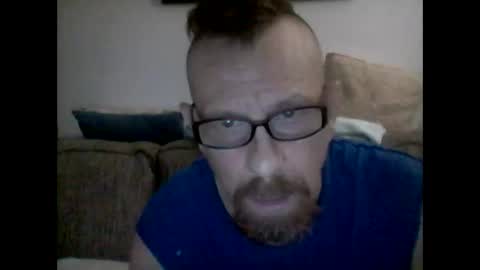 Snapshot of mhitch924 chatting on 05-19-26, 02:18 mhitch924 online show from 05-19-26, 02:18