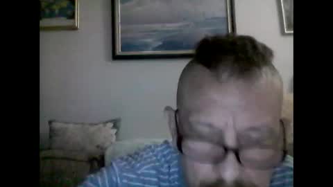 Snapshot of mhitch924 chatting on 05-24-26, 01:32 mhitch924 online show from 05-24-26, 01:32