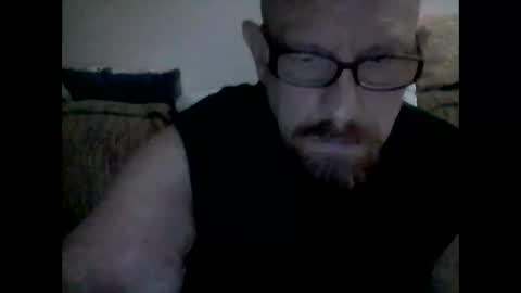 Snapshot of mhitch924 chatting on 06-05-26, 01:56 mhitch924 online show from 06-05-26, 01:56