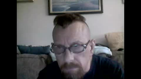 Snapshot of mhitch924 chatting on 06-08-26, 10:43 mhitch924 online show from 06-08-26, 10:43