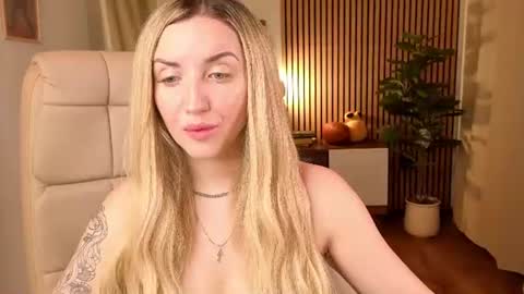 Snapshot of mi1a_ chatting on 06-29-26, 03:24 mi1a_ online show from 06-29-26, 03:24