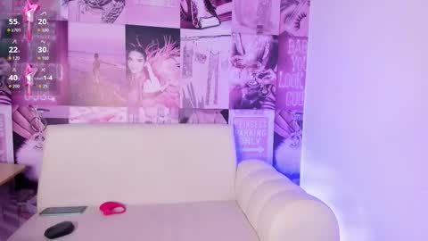 Mia online show from 10-25-25, 02:24